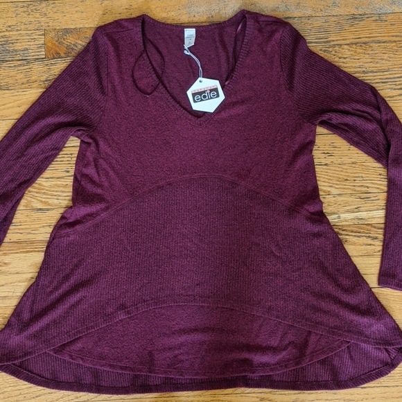 NWTs Edie boutique Lazy Sundays light medium Top - Picture 7 of 9